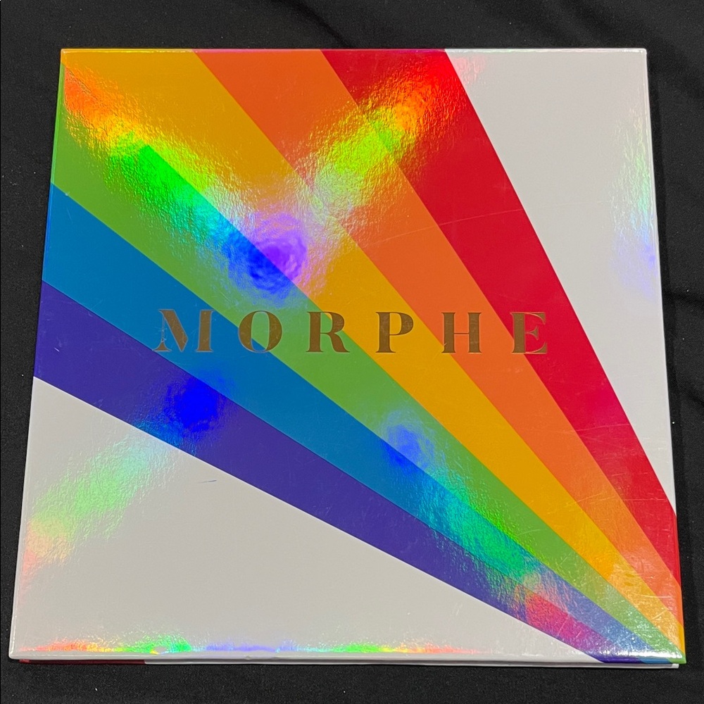 💕NEW MORPHE PRIDE ARTISTRY EYESHADOW PALETTE💕